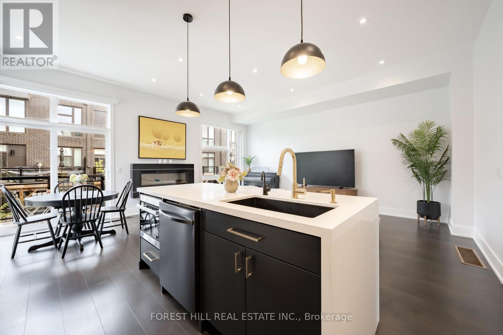 9 SABLE ROAD - 16