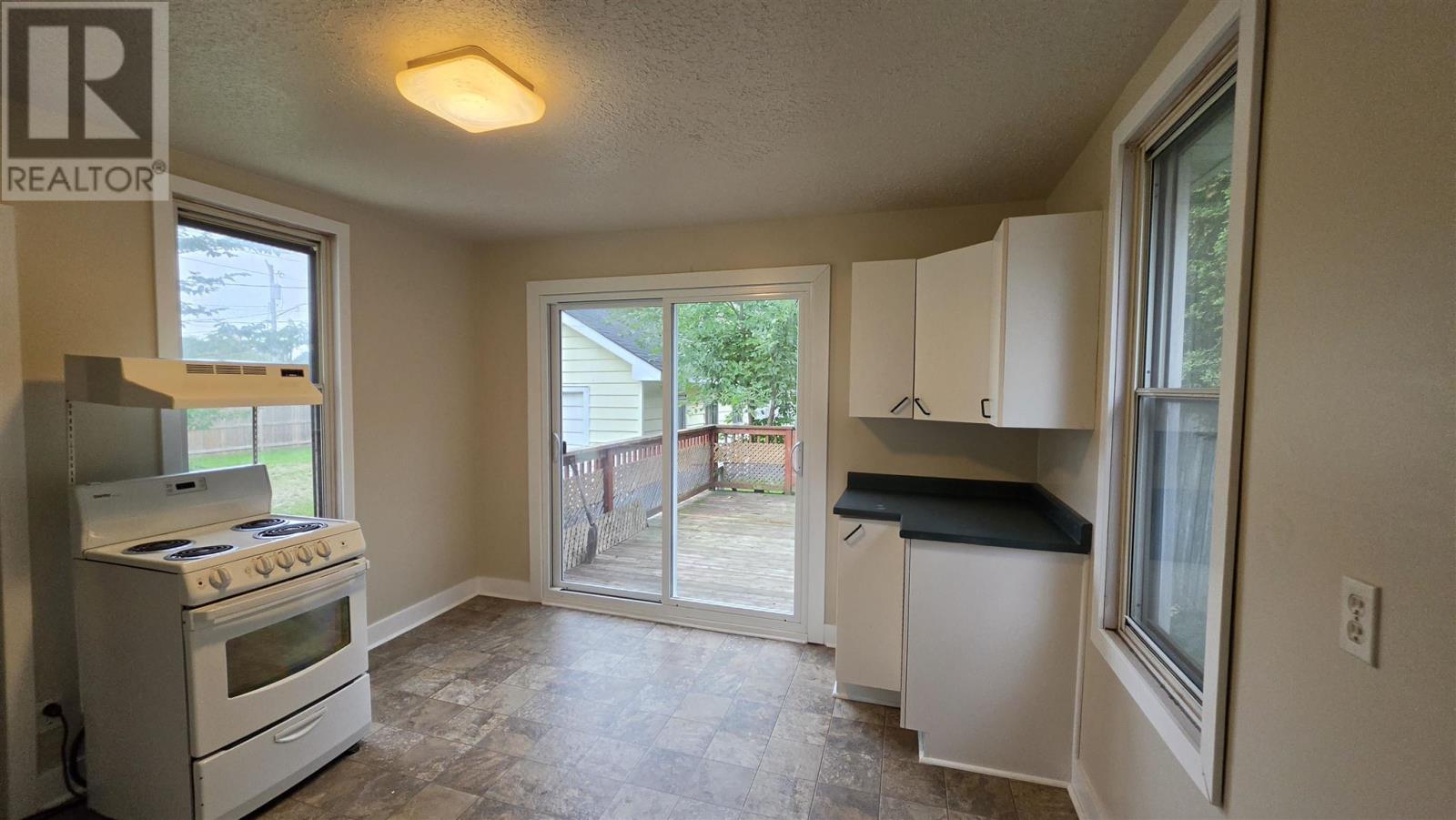 171 St. Georges AVE - 4