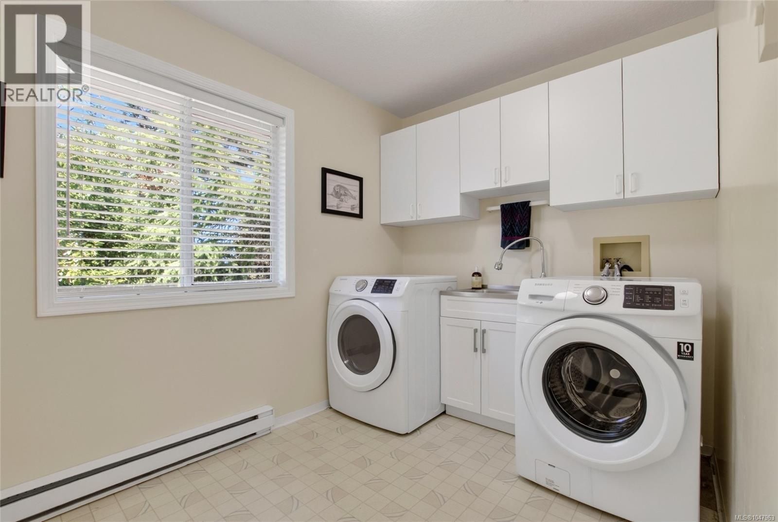 6000 Chippewa Rd - Image 35