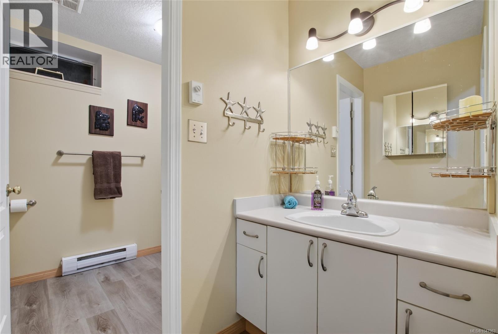 6000 Chippewa Rd - Image 33