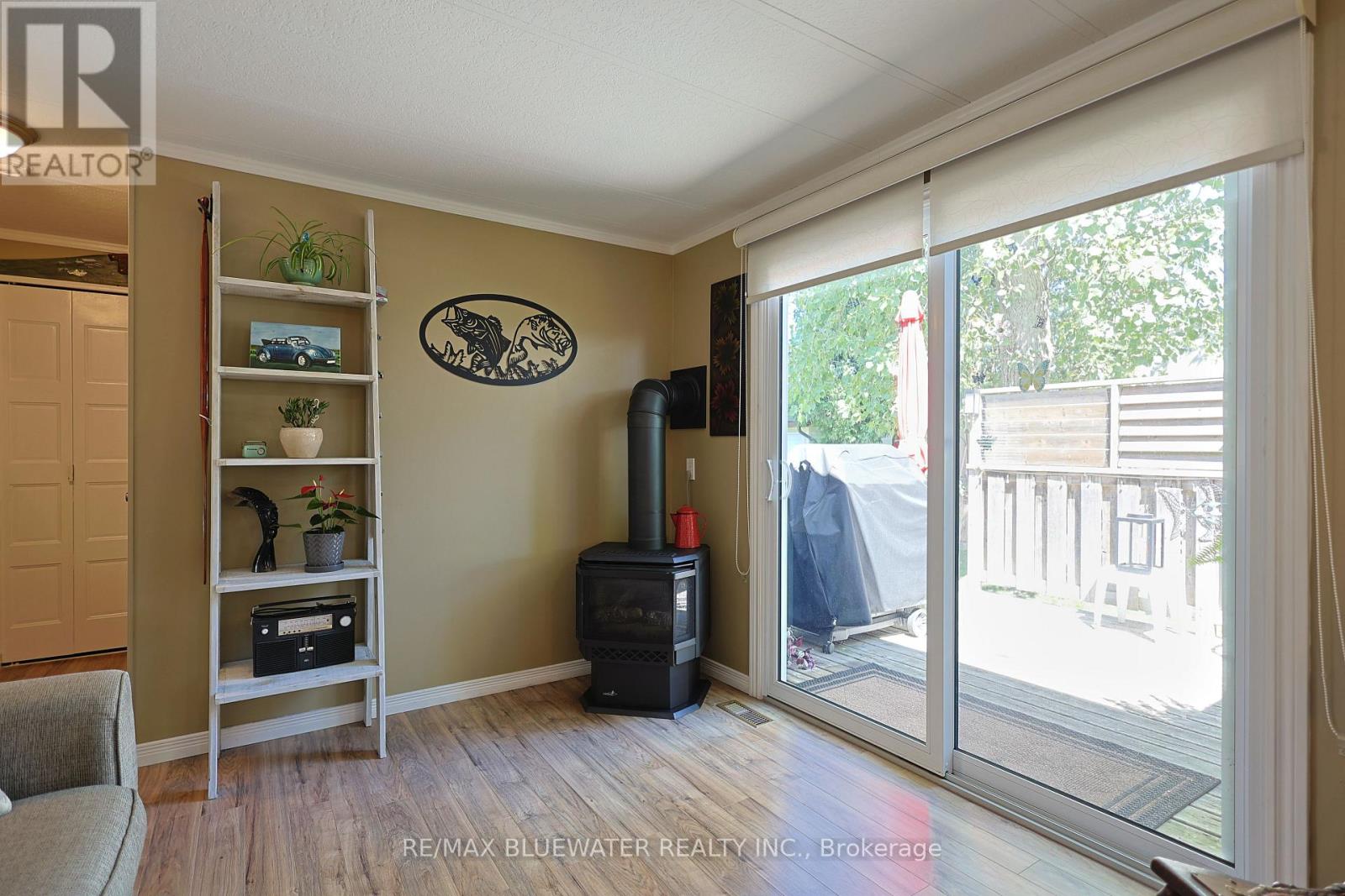 95 SHANNON BOULEVARD - 28