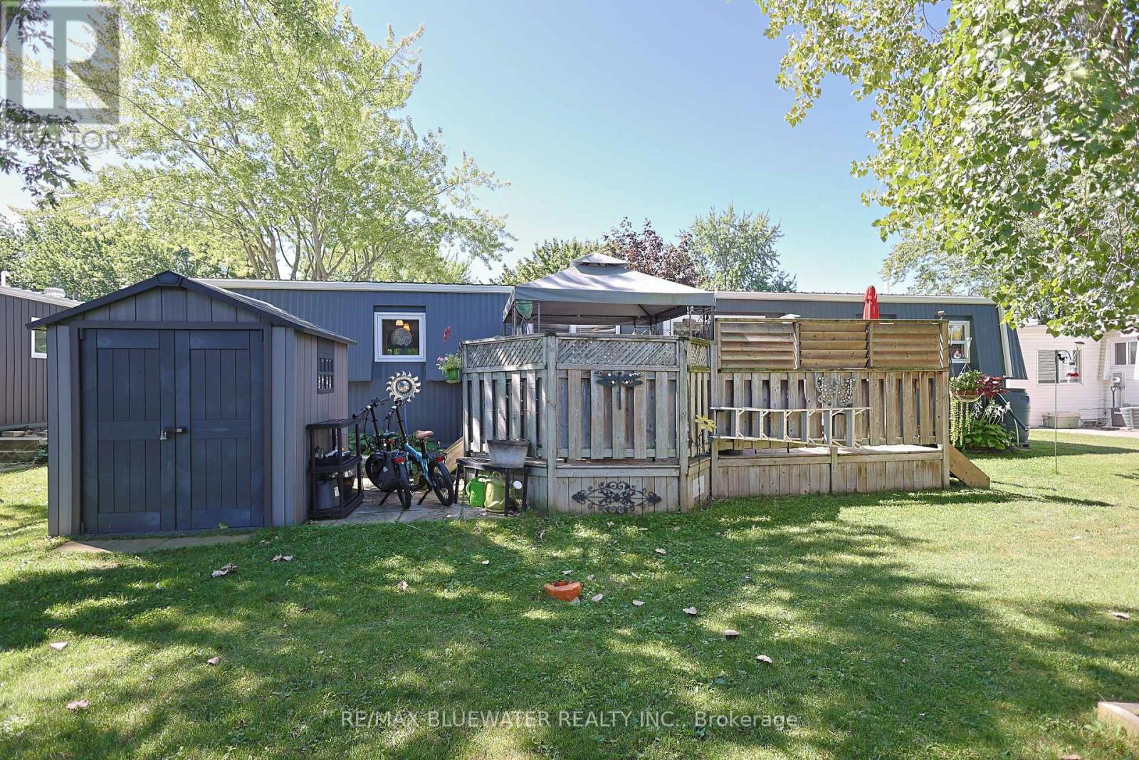 95 SHANNON BOULEVARD - 41