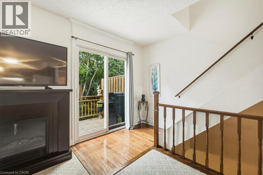 #2 100 INKERMAN Street - Image 13