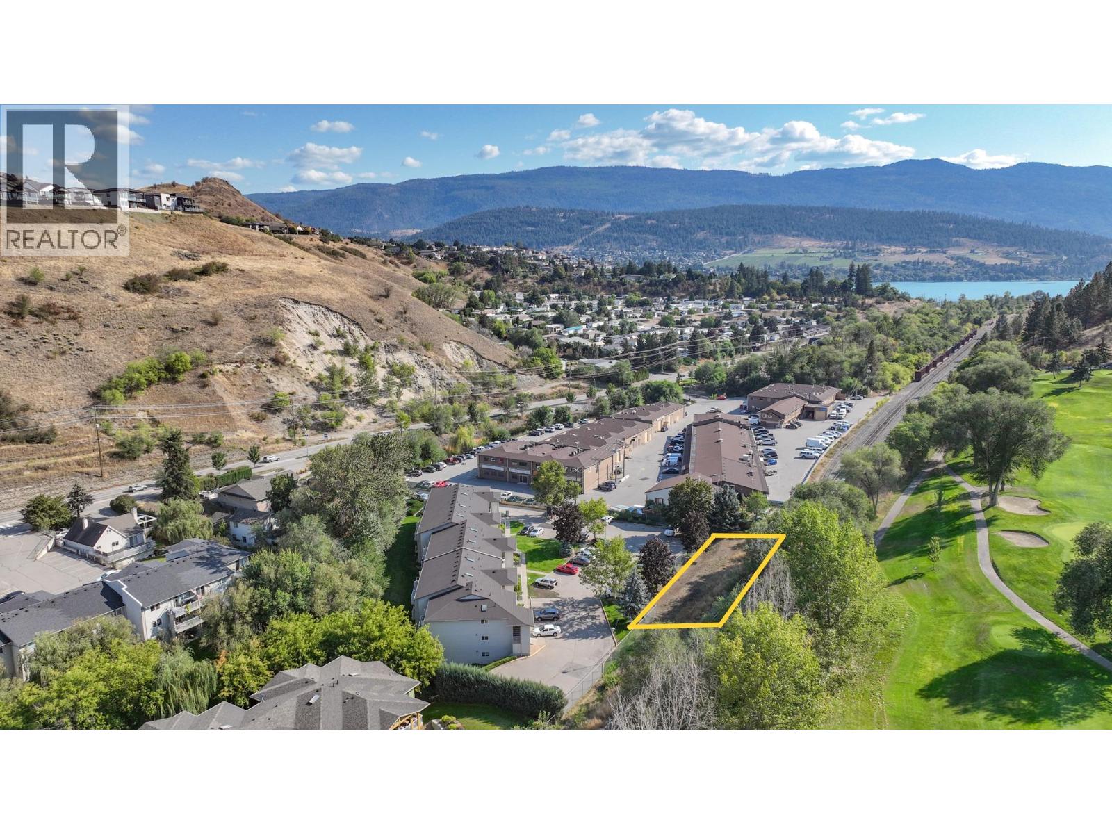 #107 110 Kalamalka Lake Road - 39