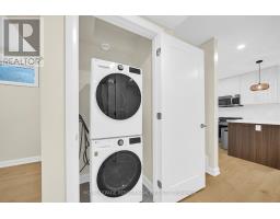 C - 413 Tweedsmuir Avenue, Ottawa, ON K1Z5N6 Photo 13