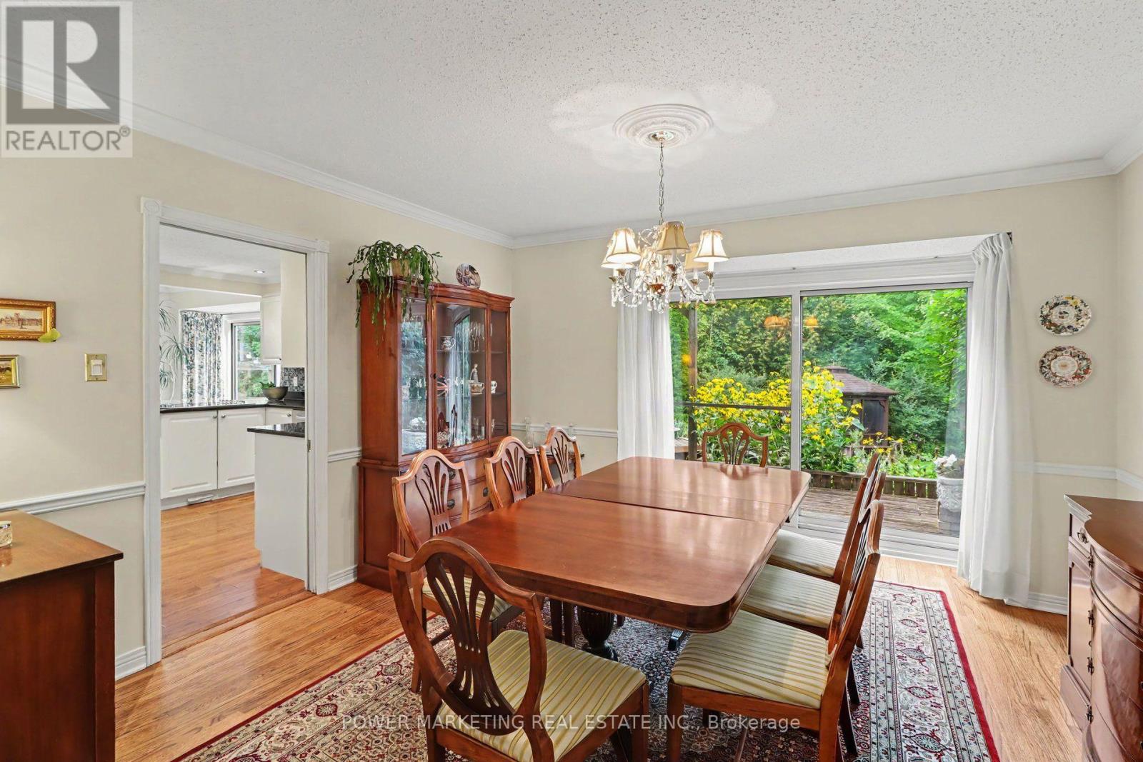 29 OKANAGAN DRIVE - 10