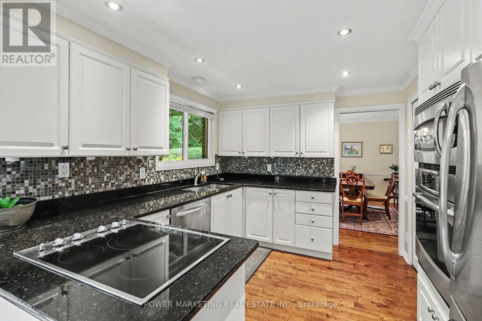 29 OKANAGAN DRIVE - Image 13