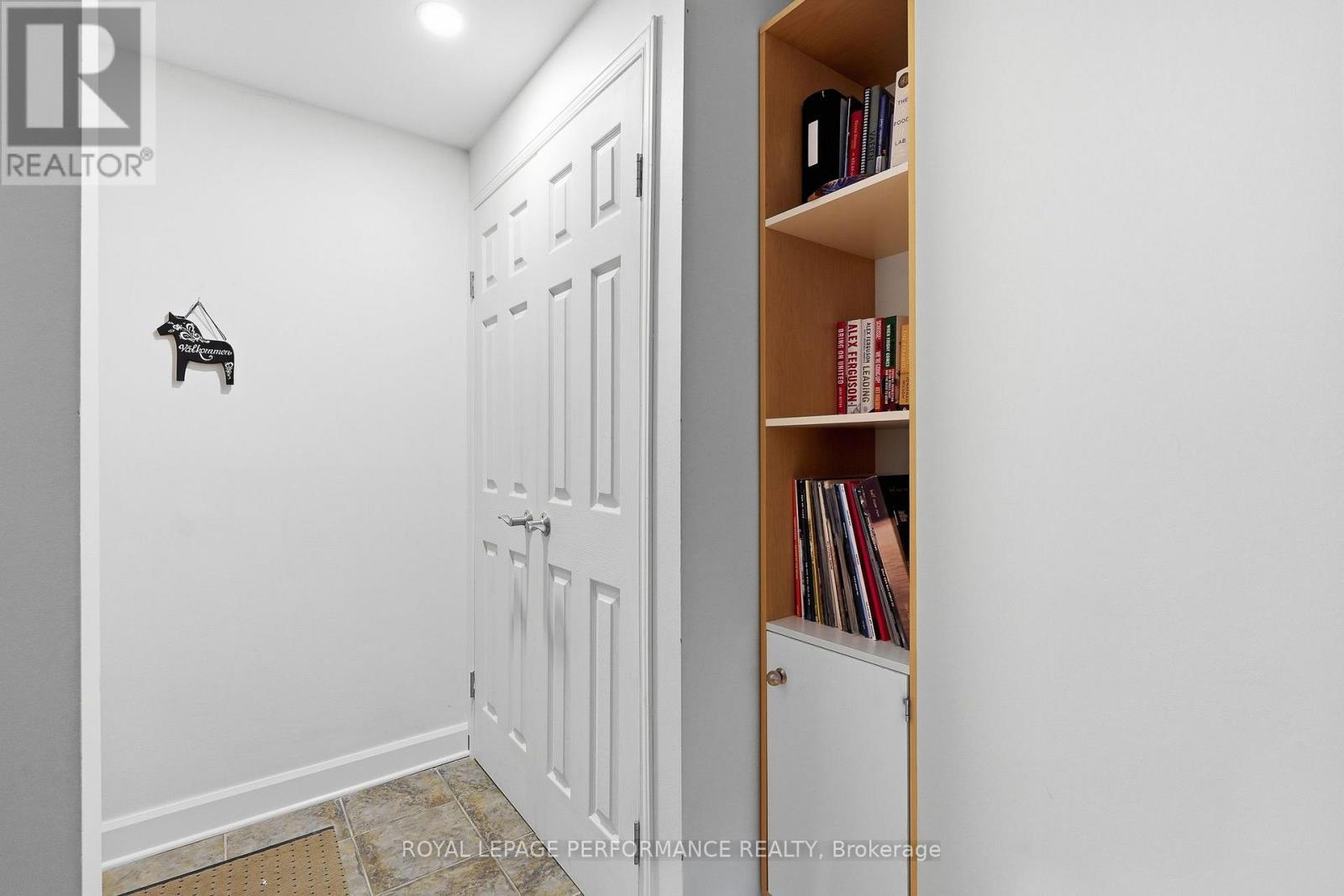 1 - 51 Spadina Avenue