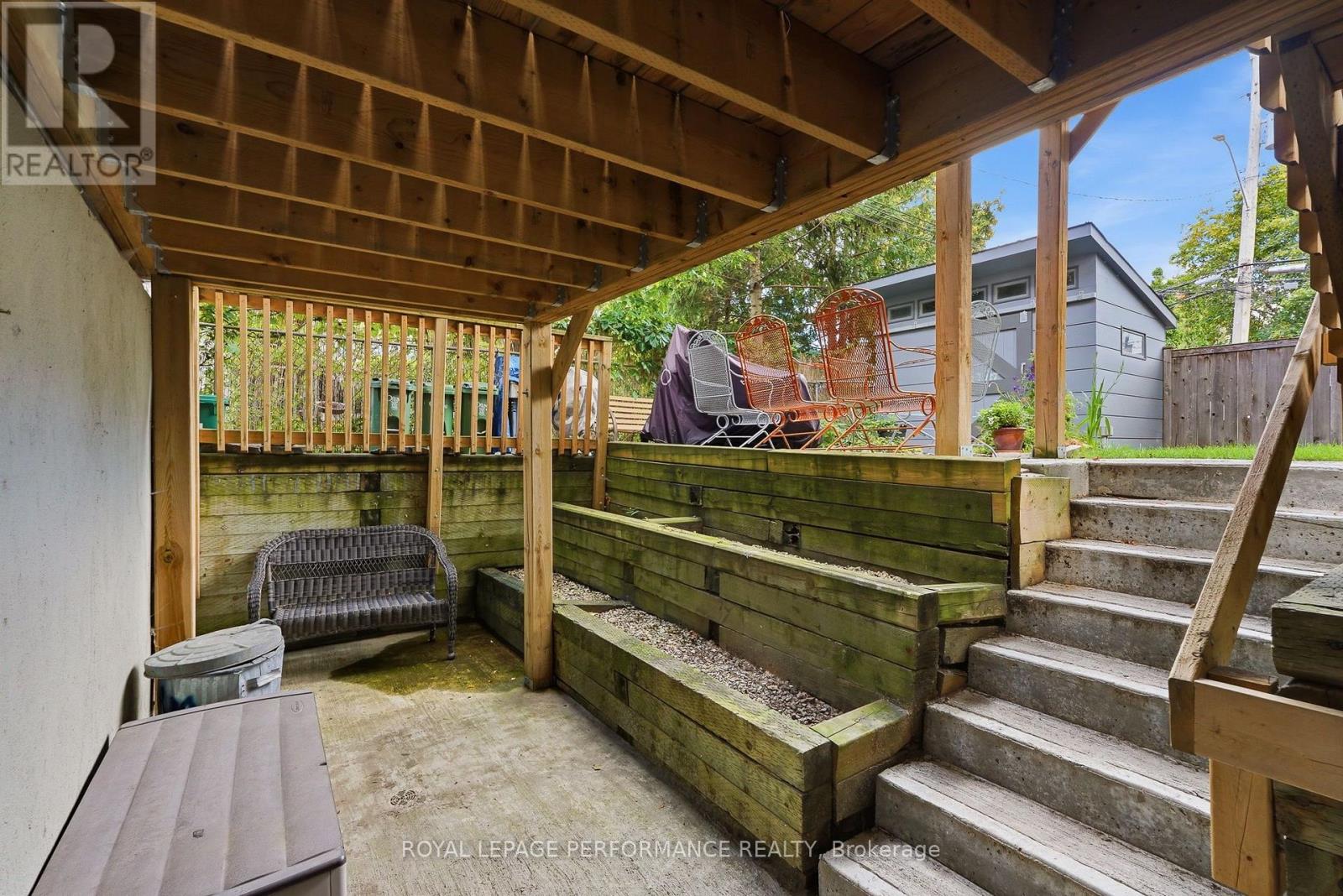 1 - 51 Spadina Avenue