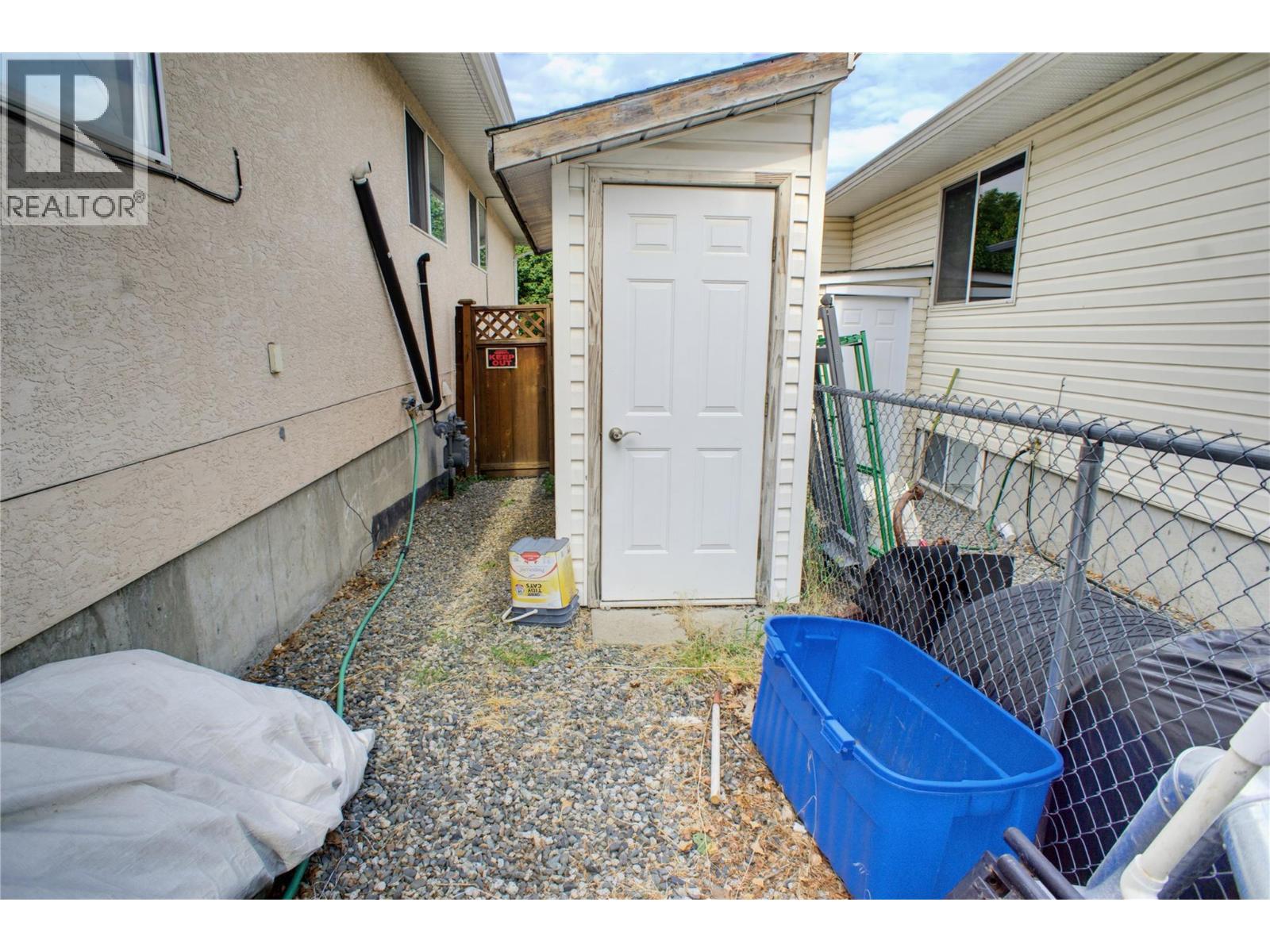 369 Coyote Drive - Image 34