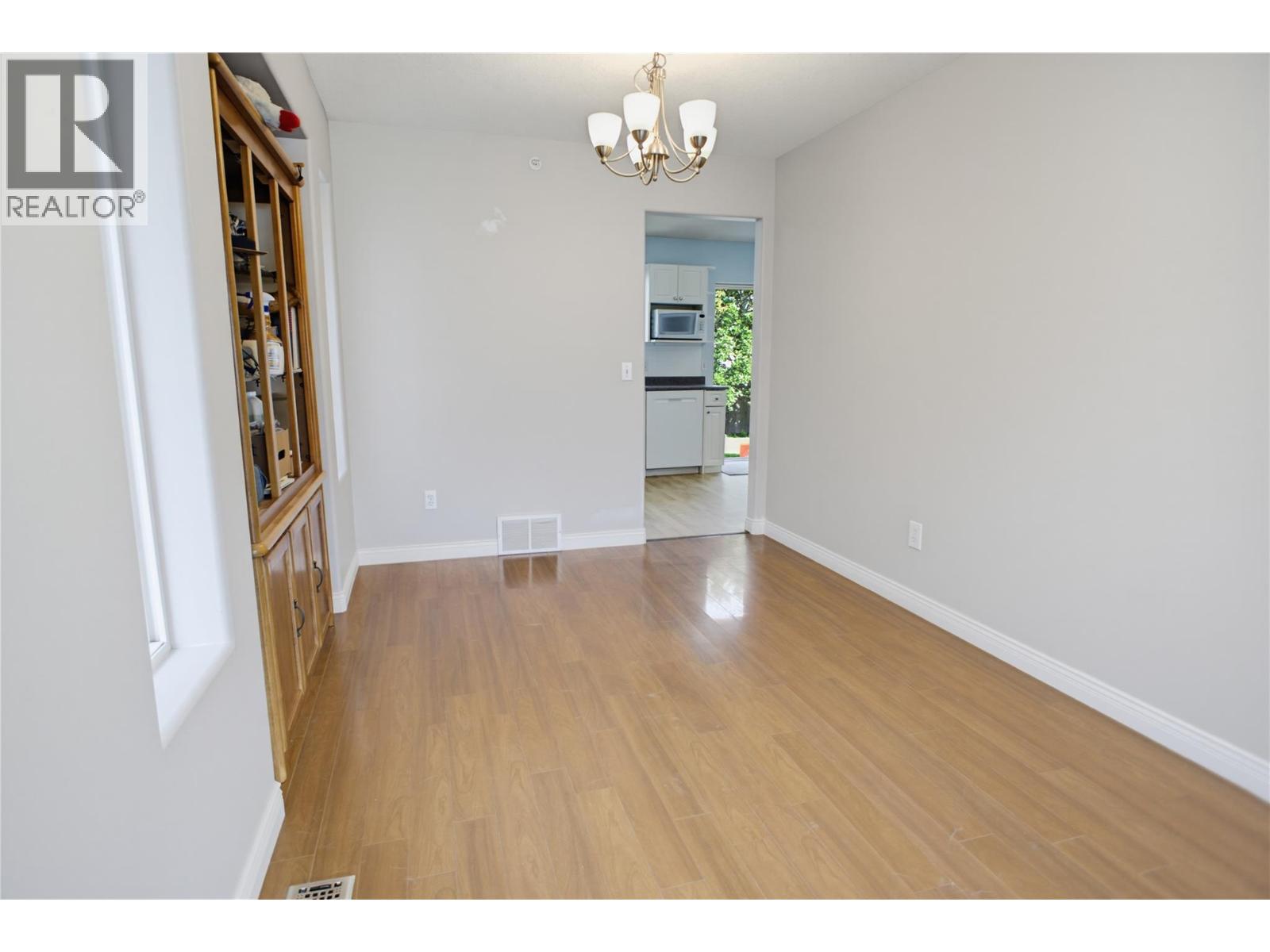 369 Coyote Drive - Image 8