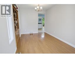 4pc Bathroom - 369 Coyote Drive, Kamloops, BC V2C6T8 Photo 8