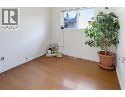 369 Coyote Drive, Kamloops, BC V2C6T8 Photo 14