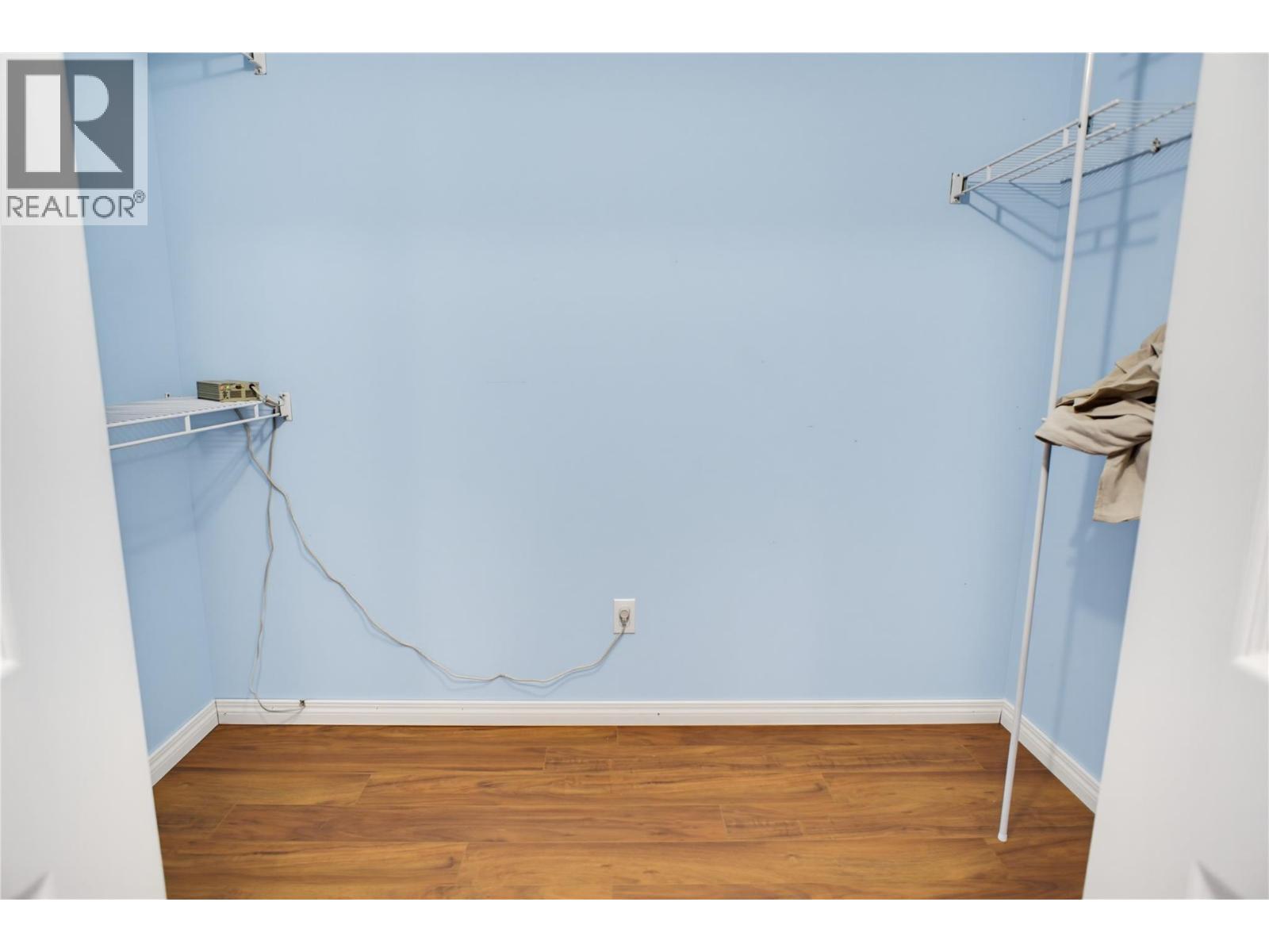 369 Coyote Drive - Image 22