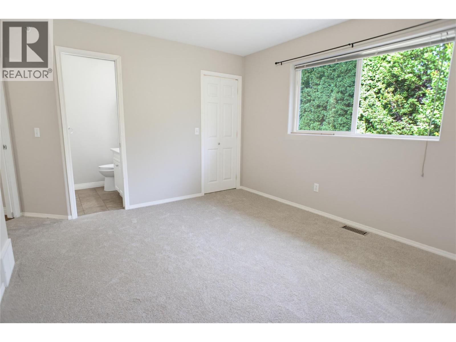 369 Coyote Drive - 11