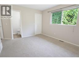 Primary Bedroom - 369 Coyote Drive, Kamloops, BC V2C6T8 Photo 11