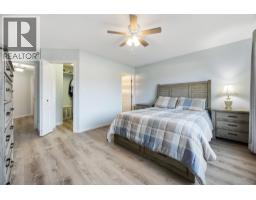 536 Red Wing Drive, Penticton, BC V2A8N7 Photo 14
