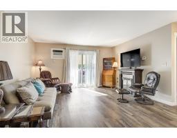 3842 Gordon Drive Unit# 216, Kelowna, BC V1W3G4 Photo 7
