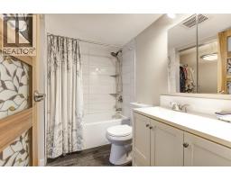 3842 Gordon Drive Unit# 216, Kelowna, BC V1W3G4 Photo 12