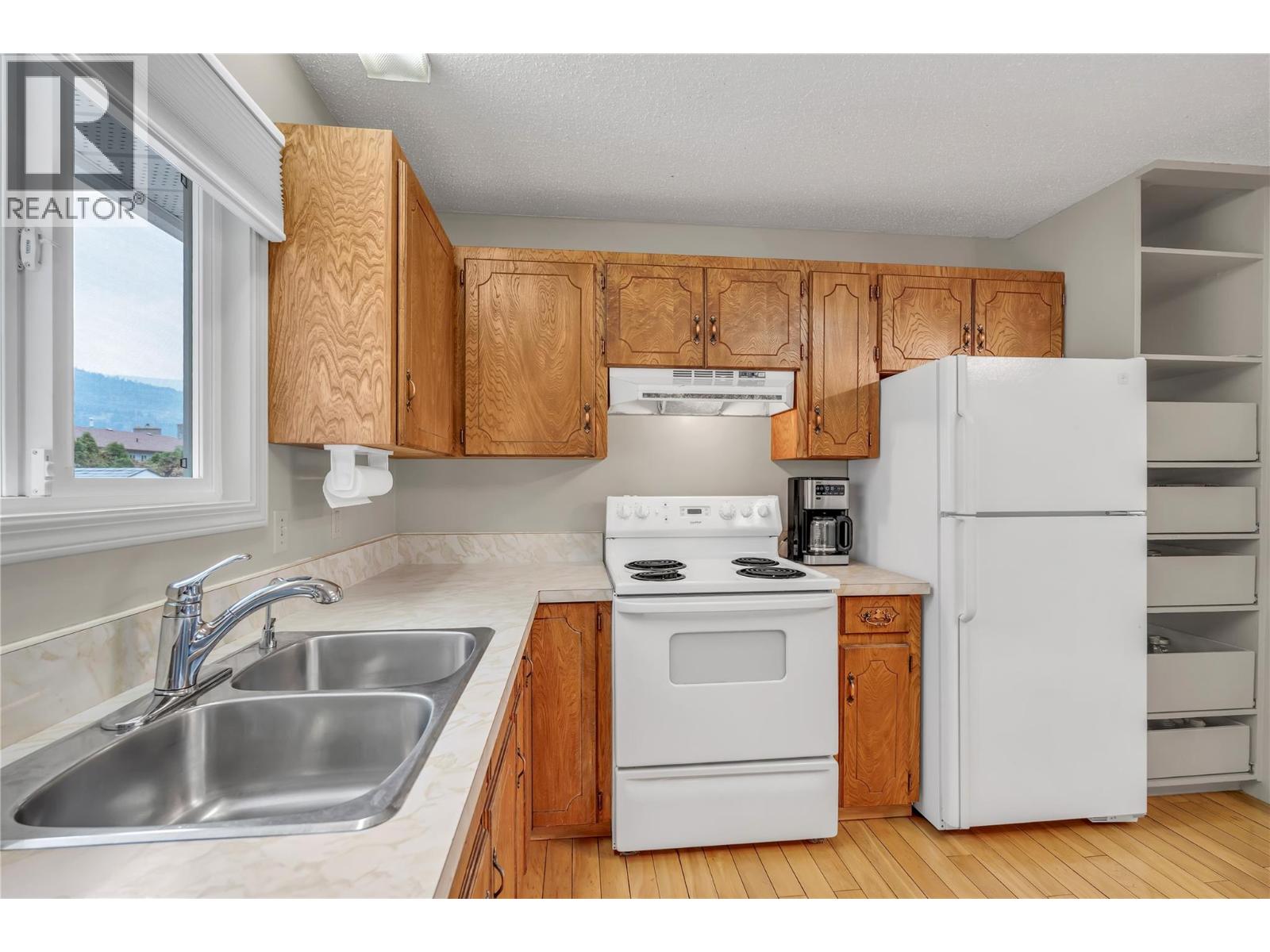 137 Murray Drive, Penticton