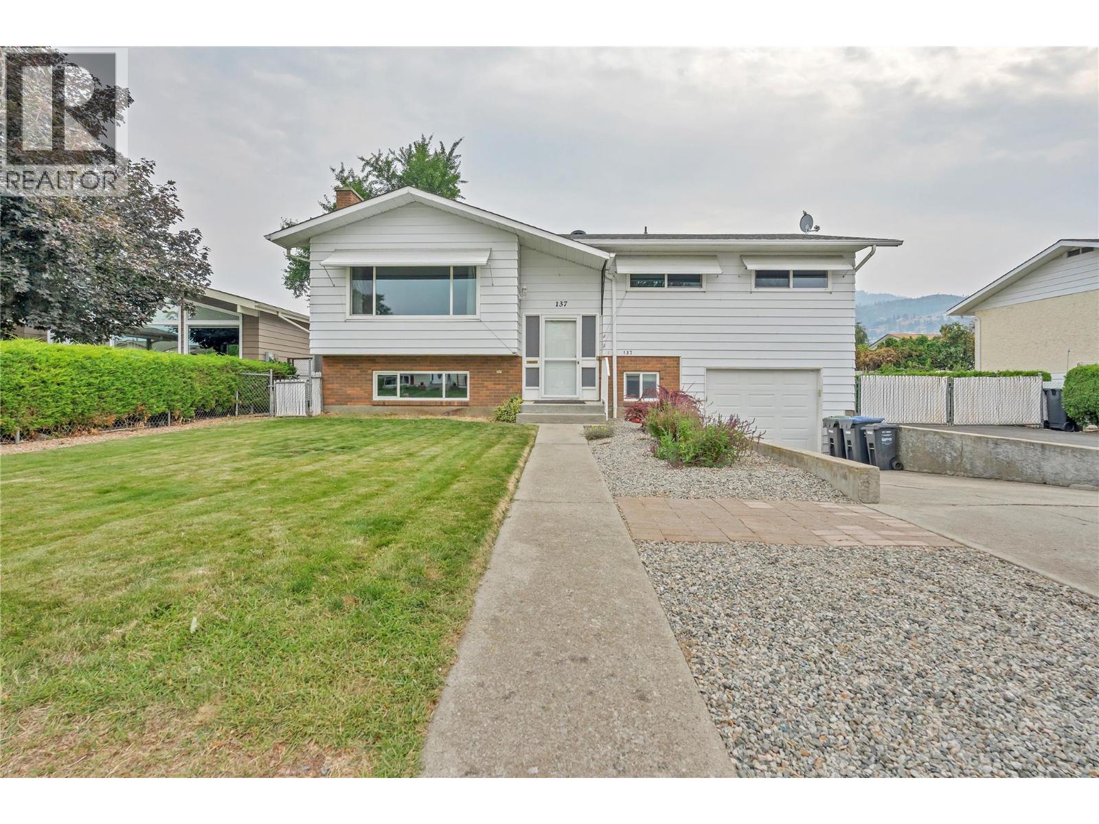 137 Murray Drive, Penticton