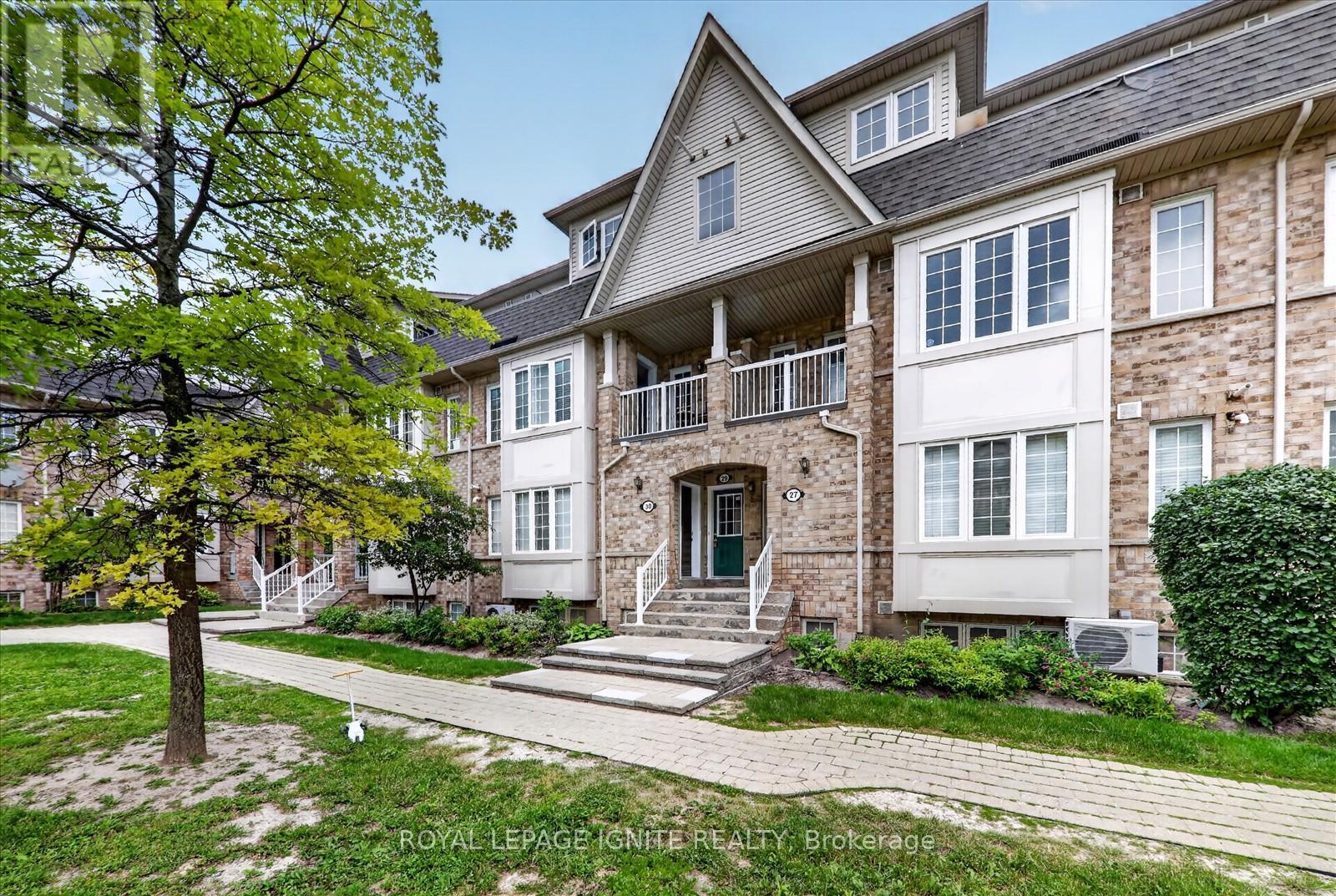 Photo of 42 Pinery Trail
