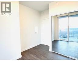 1702 567 Clarke Road, Coquitlam, BC V3J0K7 Photo 10