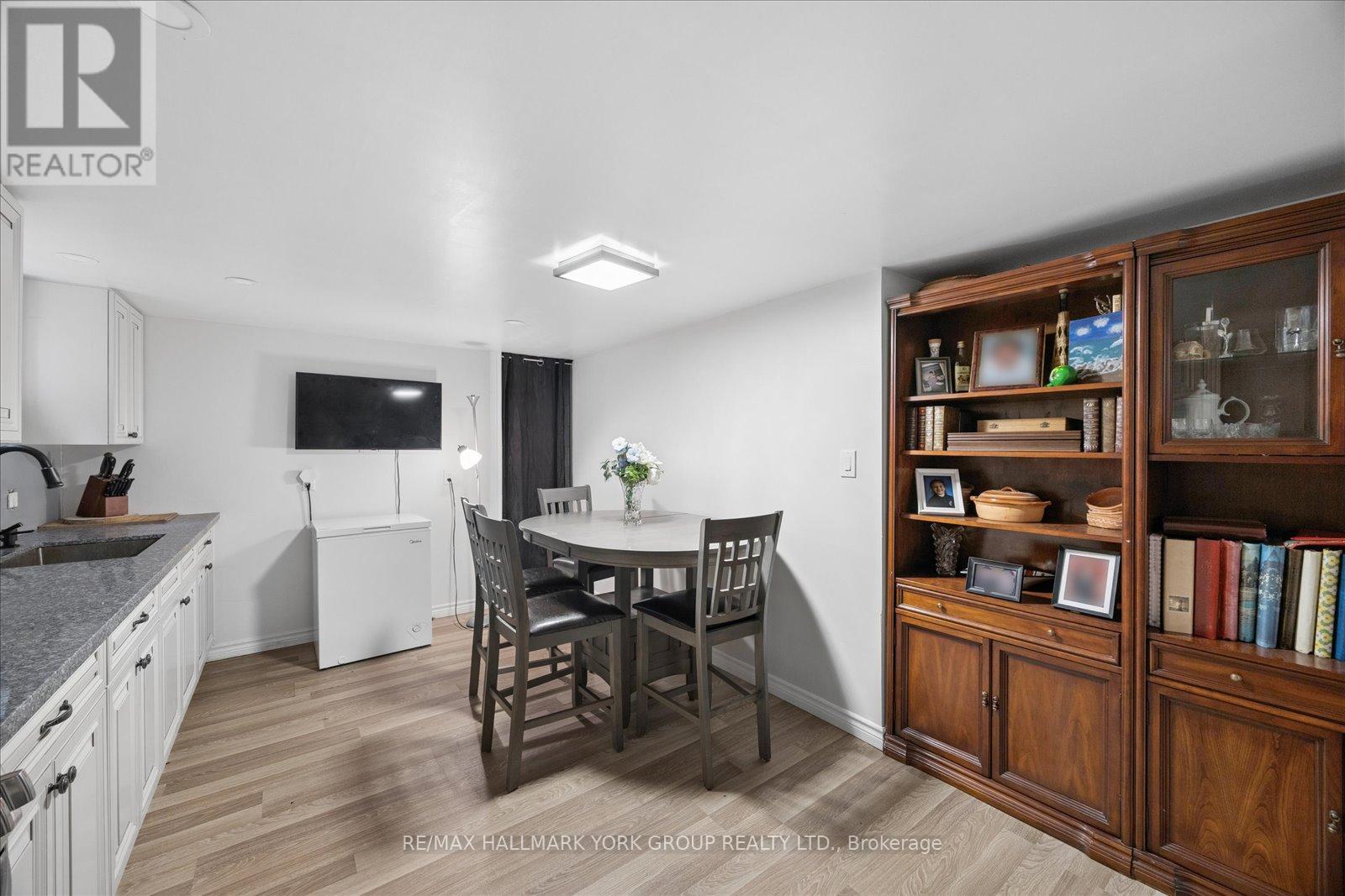 28 MAIN STREET - Image 34
