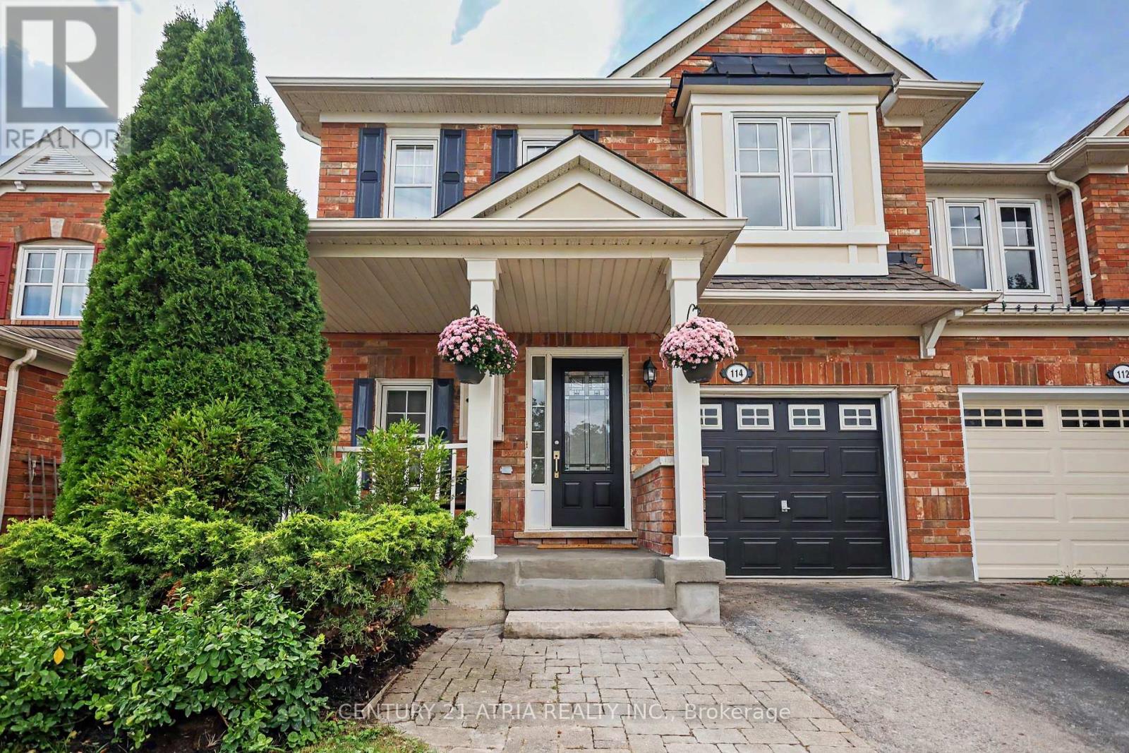114 Dougherty Crescent, Whitchurch-Stouffville (Stouffville), Ontario, L4A0A7, Whitchurch-Stouffville (Stouffville), Ontario — photo 3 of 5