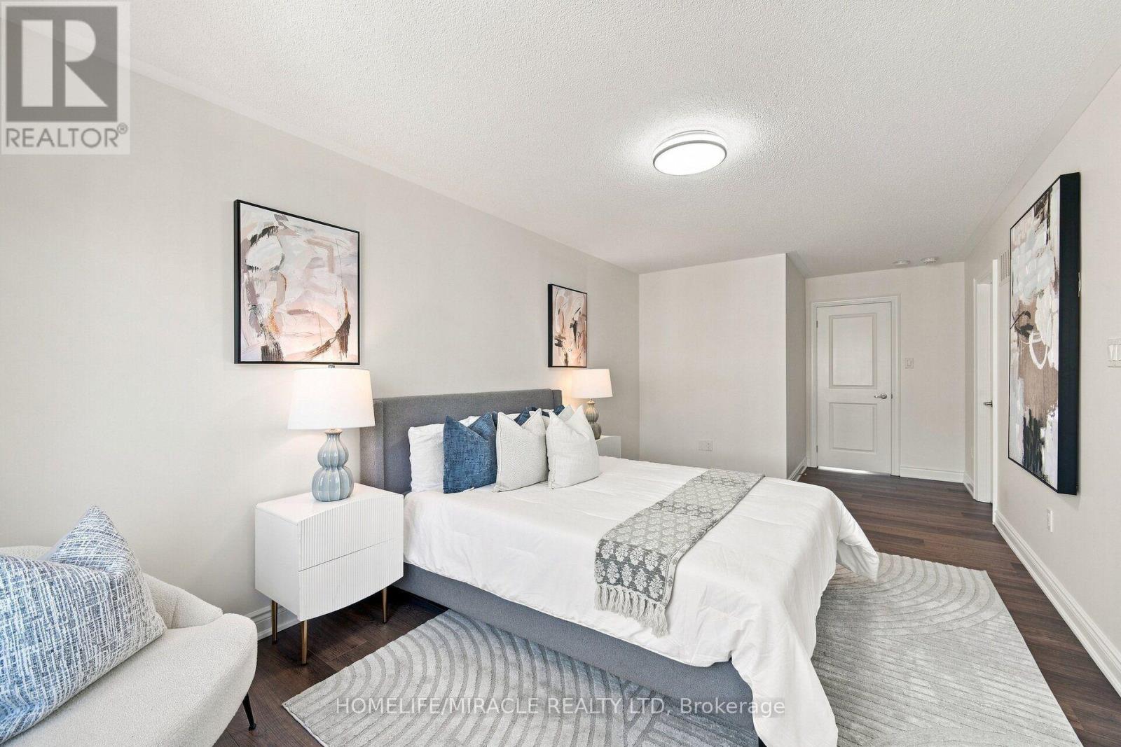 14 ZENITH AVENUE - 19