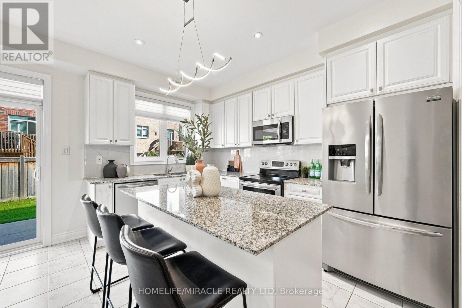 14 ZENITH AVENUE - 9
