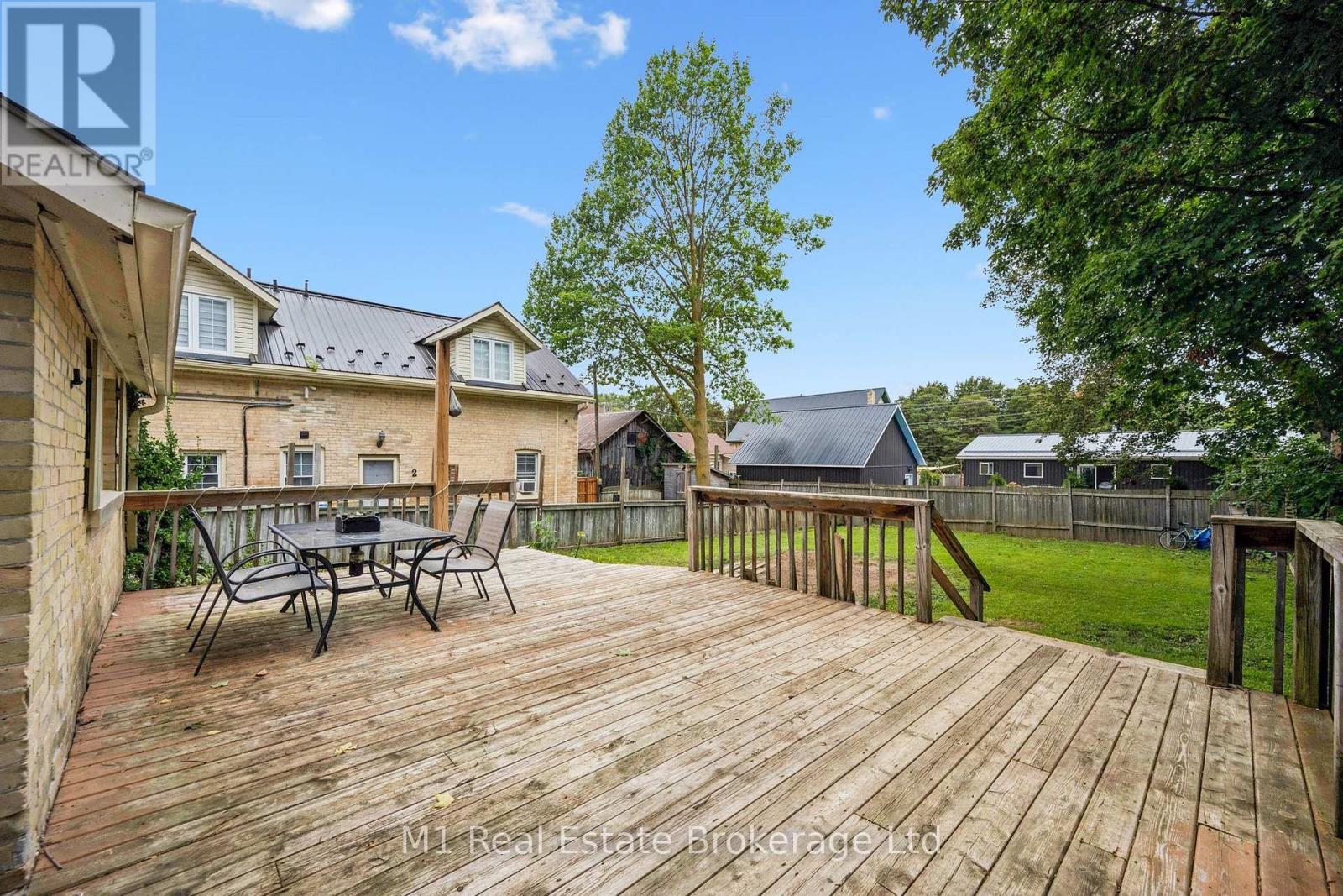 125 ELORA STREET S - 29
