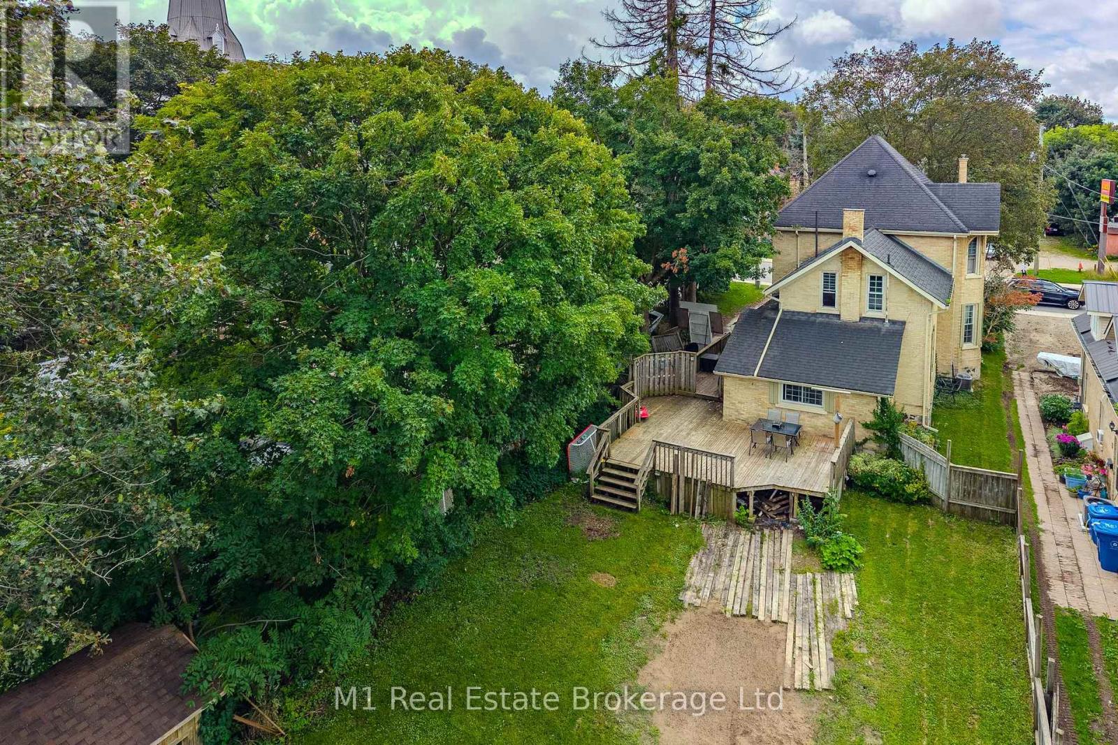 125 ELORA STREET S - 39