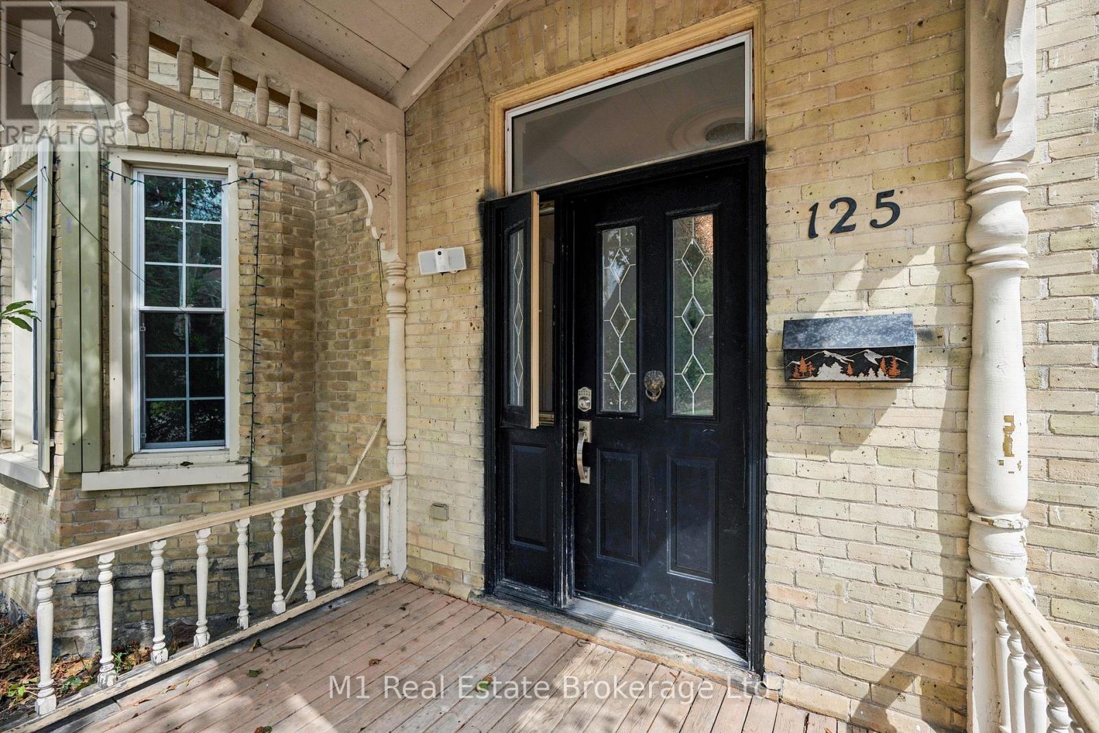 125 ELORA STREET S - 5