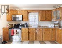 3479 Plummer Avenue, New Waterford, NS B1H1Z9 Photo 11