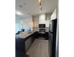 531 13733 107a Avenue, Surrey, BC V3T0B7 Photo 9