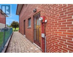3 Slane Court, Toronto, ON M9V3X5 Photo 45
