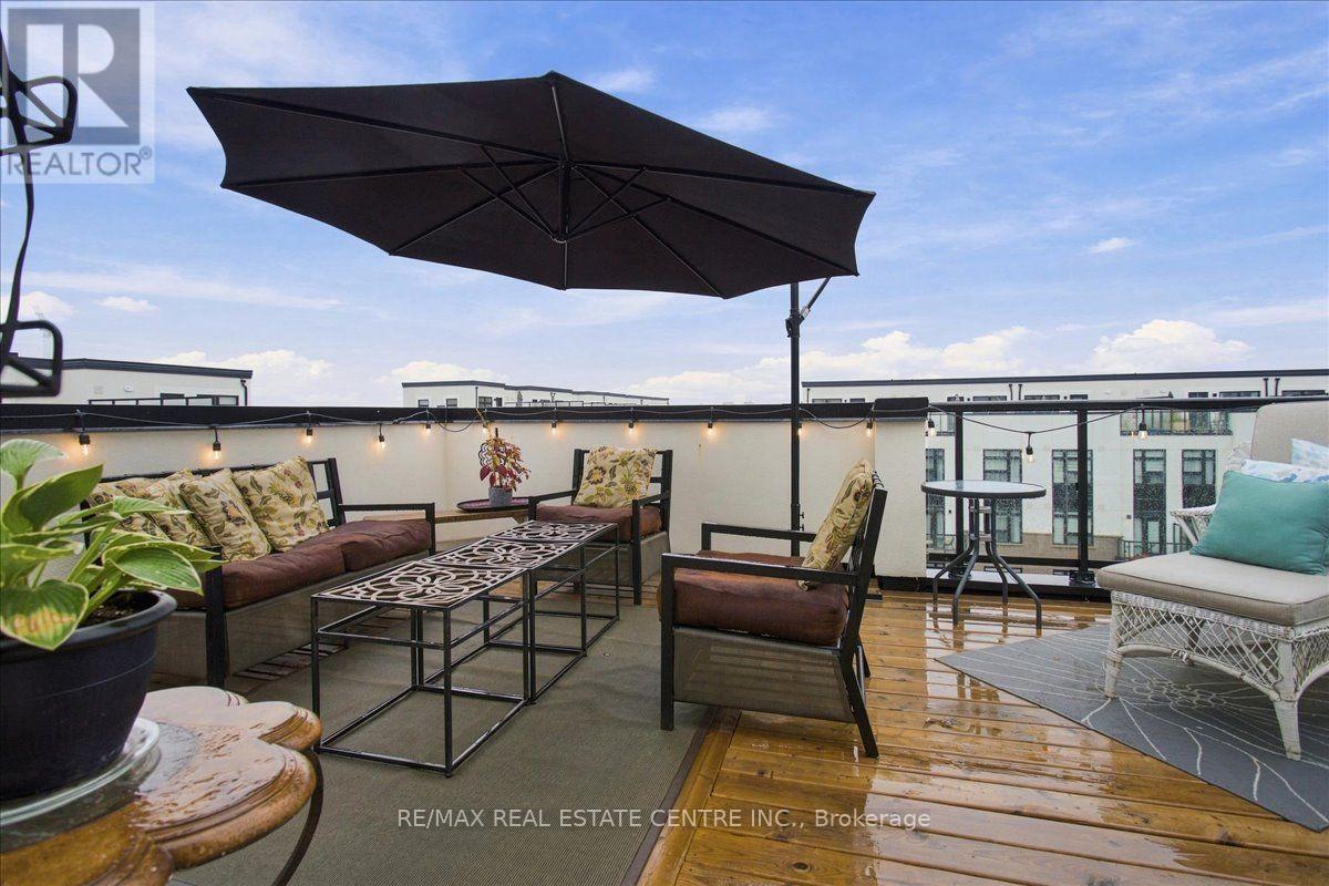 #103 1597 ROSE WAY - 23