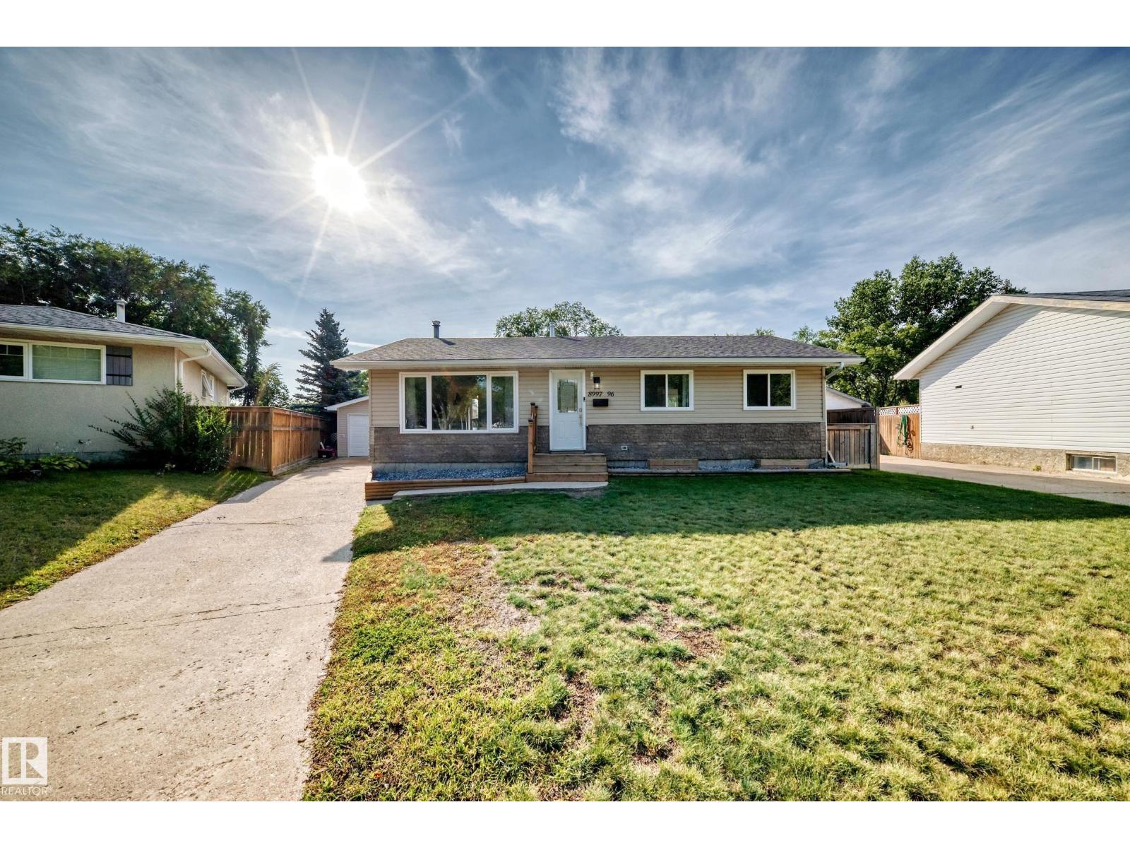 8997 96 Ave - 58
