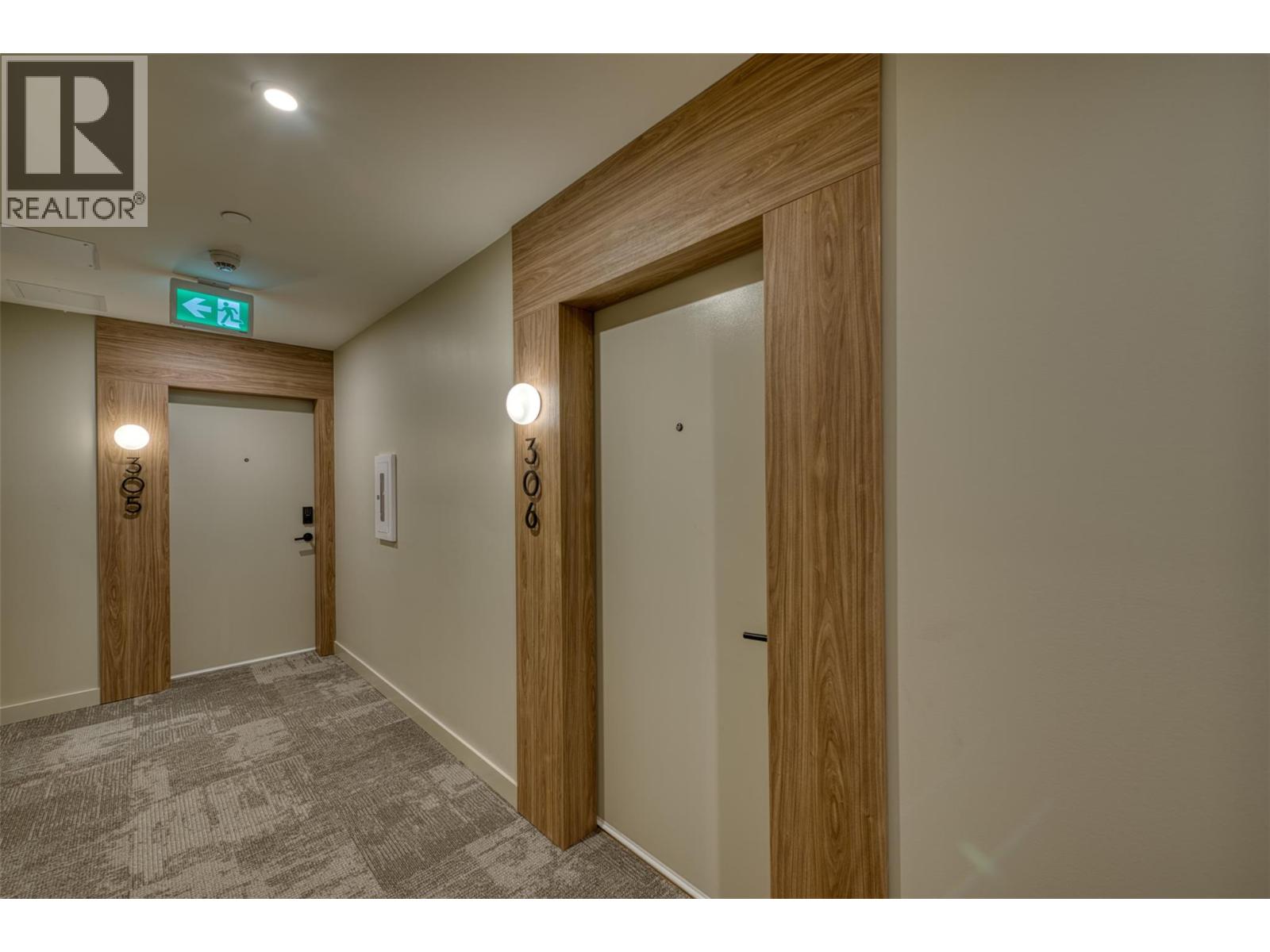 #306 9652 Benchland Drive - 3