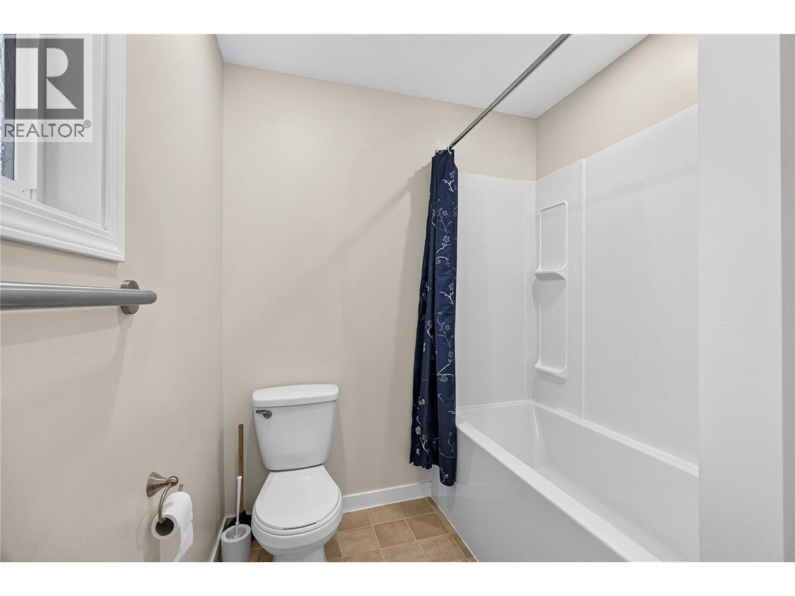 460 Rene Avenue Unit# 101, Penticton