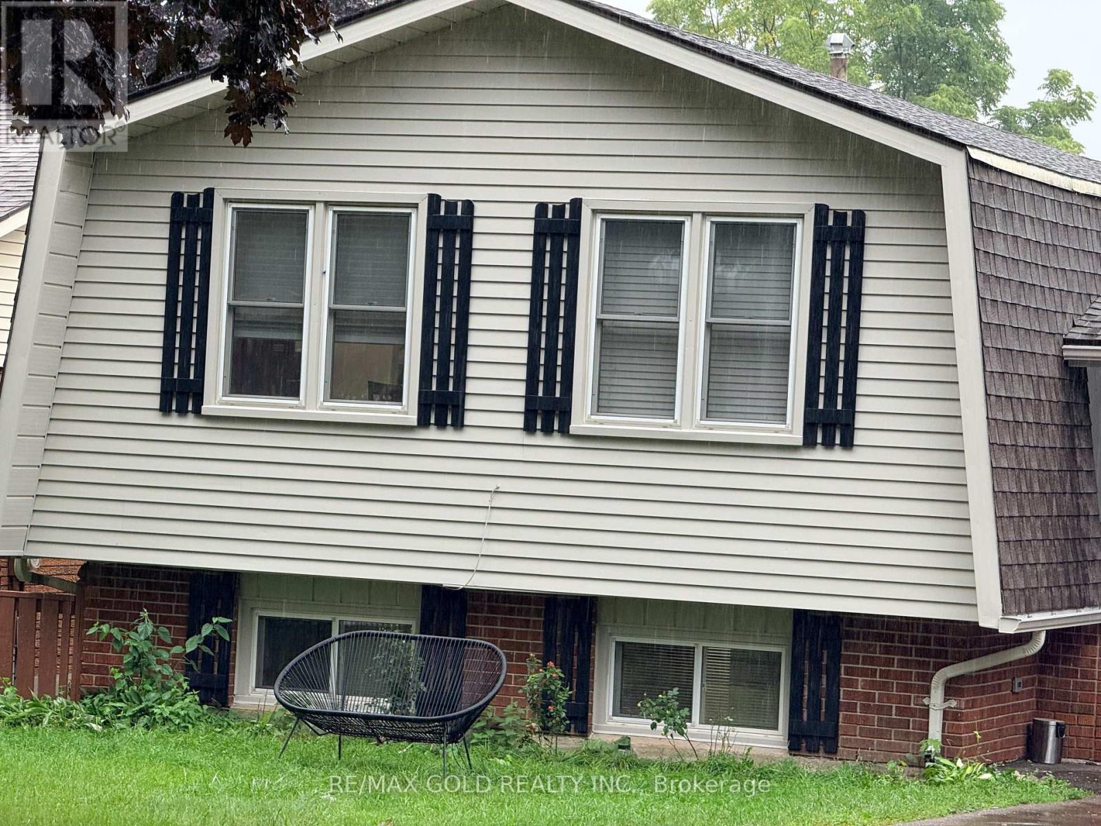 198 COACH HILL DRIVE — photo 3