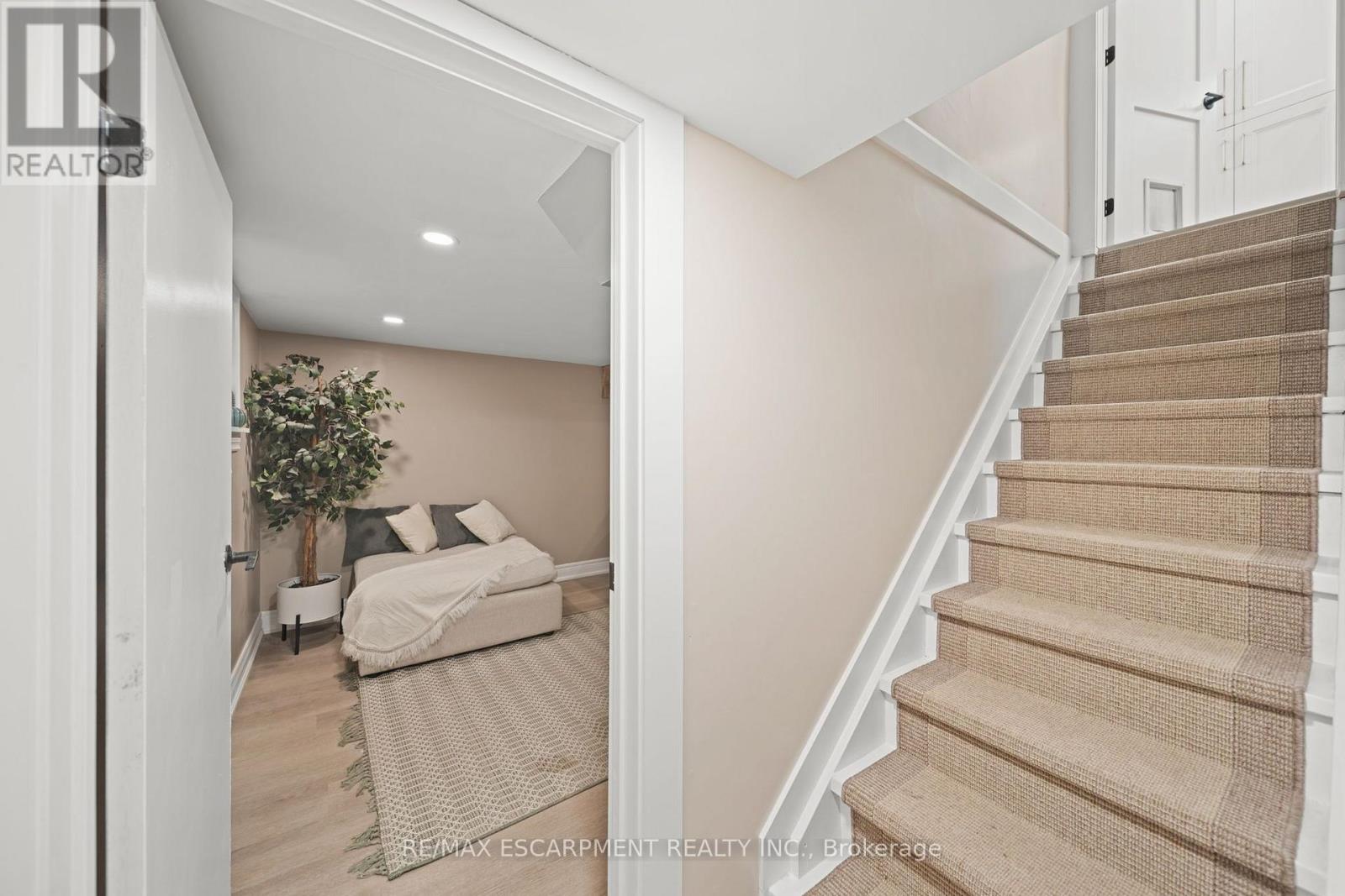 80 SARAH STREET - 29
