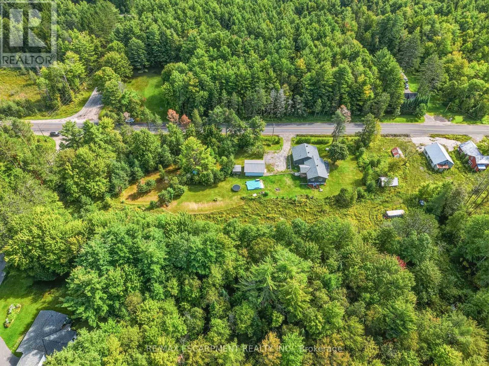 400 RAYMOND ROAD - 4