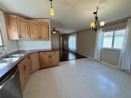 323 Glen Avenue, Brandon, MB R7C1B9 Photo 14