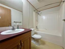 323 Glen Avenue, Brandon, MB R7C1B9 Photo 22