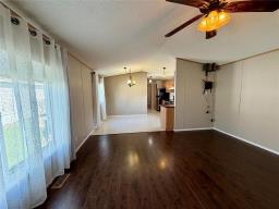 323 Glen Avenue, Brandon, MB R7C1B9 Photo 7
