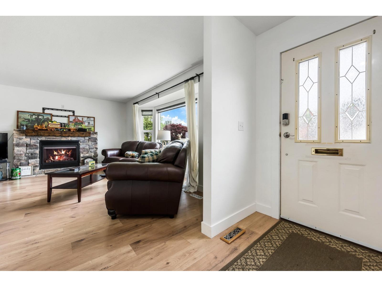 2 Bed, 1 Bath House for Rent in Chilliwack – 45448 MEADOWBROOK DRIVE, Chilliwack Proper South – MLS# R3160961 - Image 24
