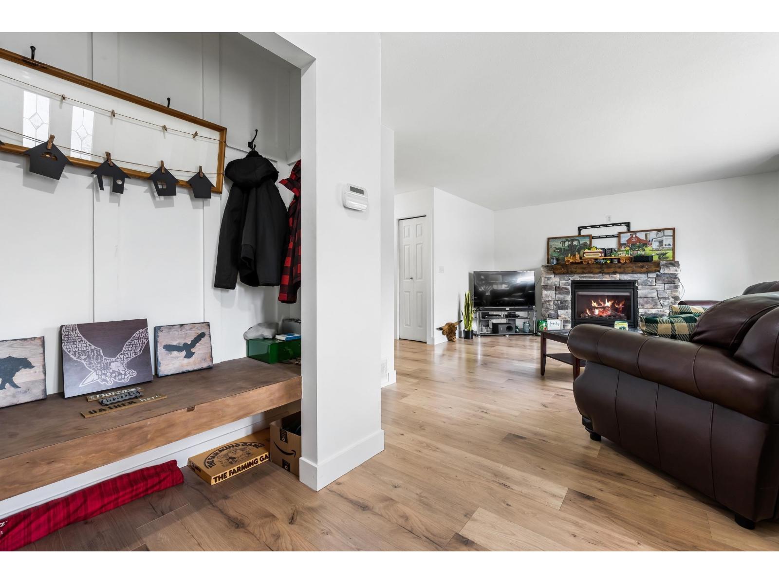 2 Bed, 1 Bath House for Rent in Chilliwack – 45448 MEADOWBROOK DRIVE, Chilliwack Proper South – MLS# R3160961 - Image 25