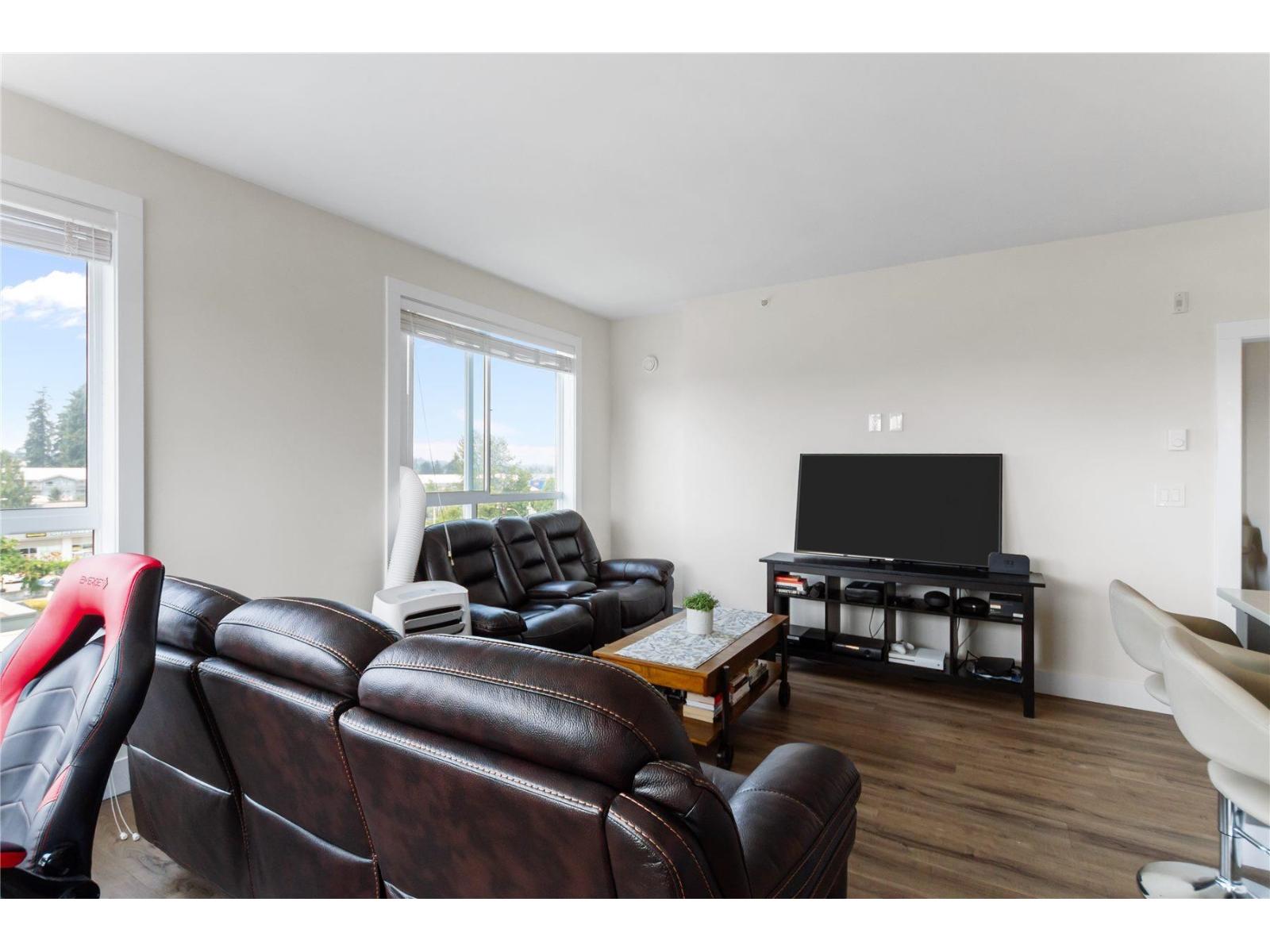 512 32838 VENTURA AVENUE — photo 5